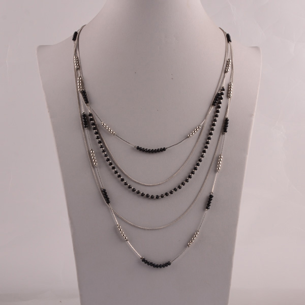 907454 Lady Layered Necklace